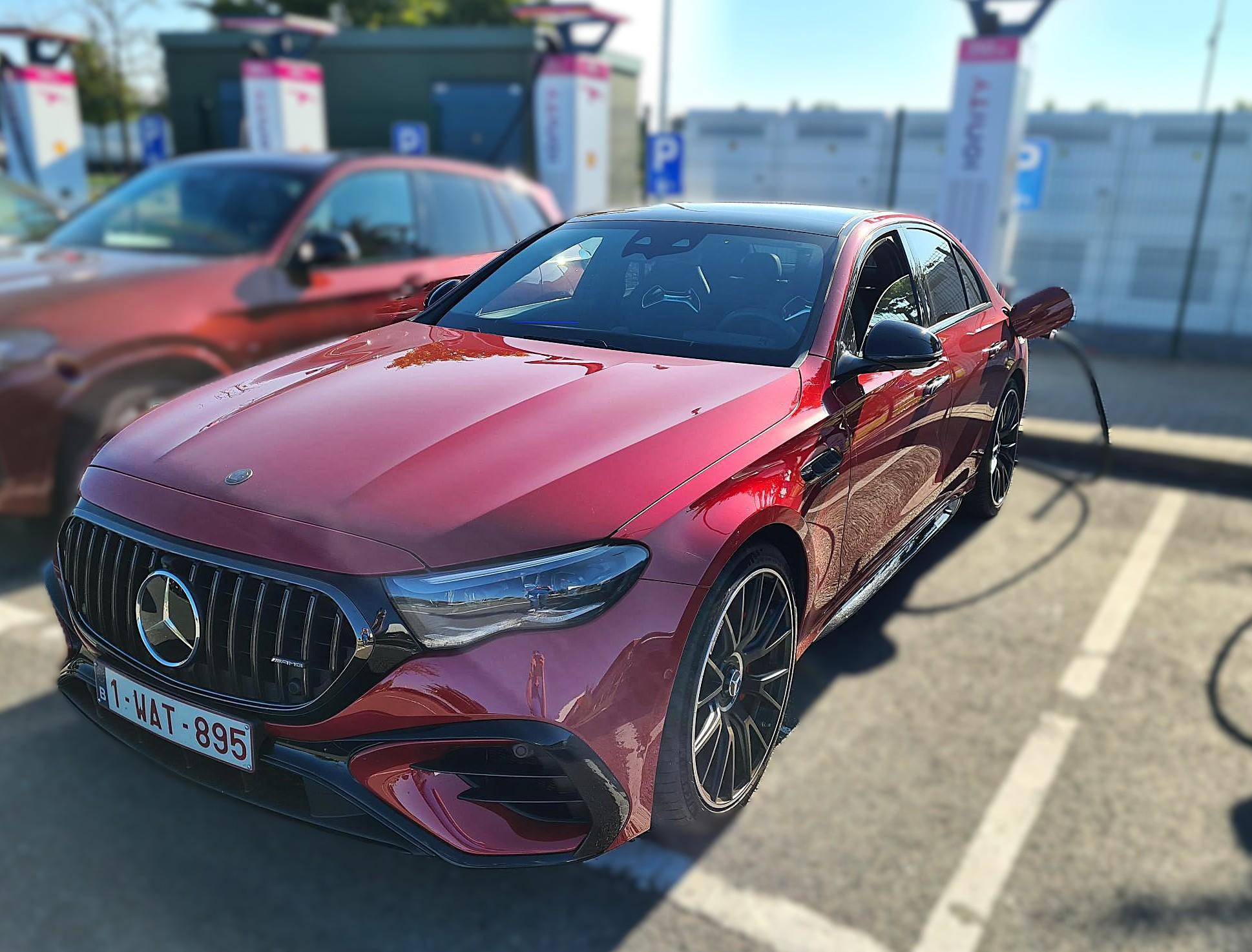 Mercedes-AMG E 53 HYBRID - 8