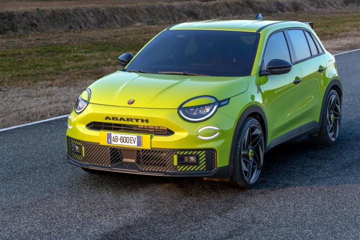 Impressie Abarth 600e - front