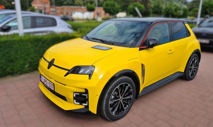 RENAULT 5 E-TECH ELECTRIC iconic - front