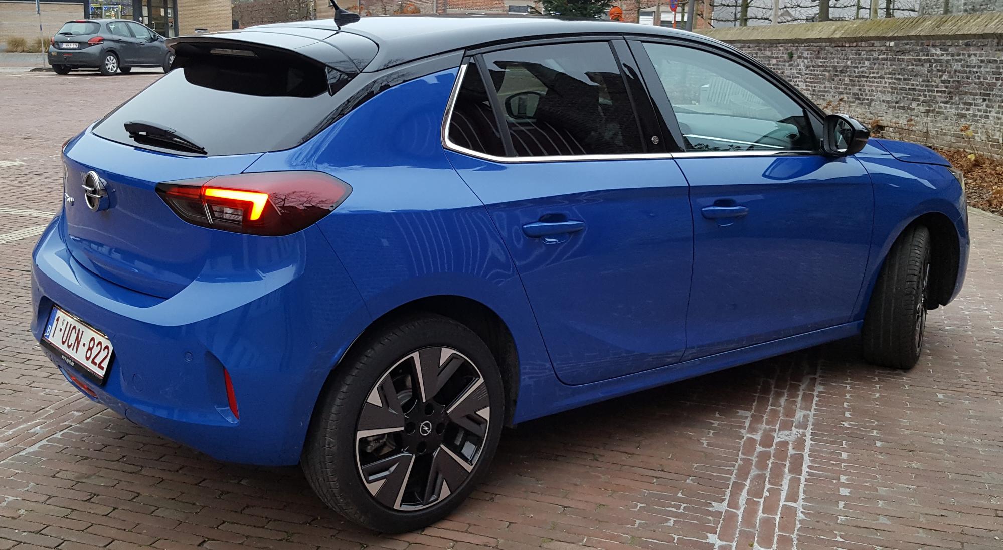 Opel Corsa-e rear view