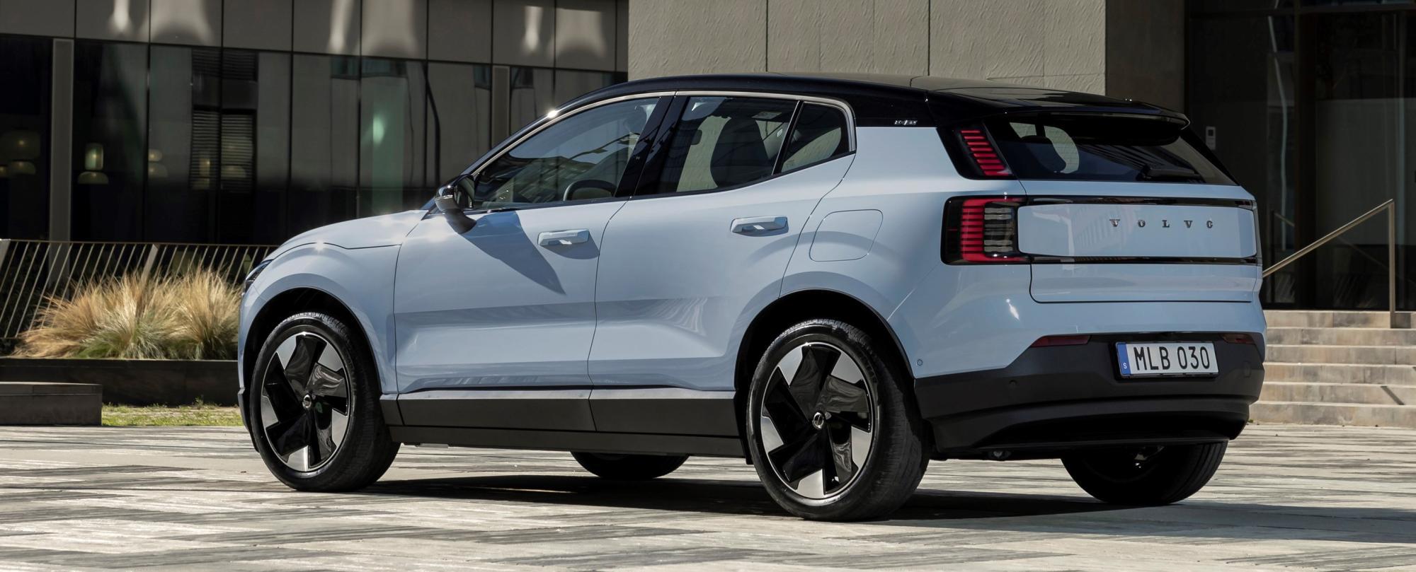 Volvo EX30 back