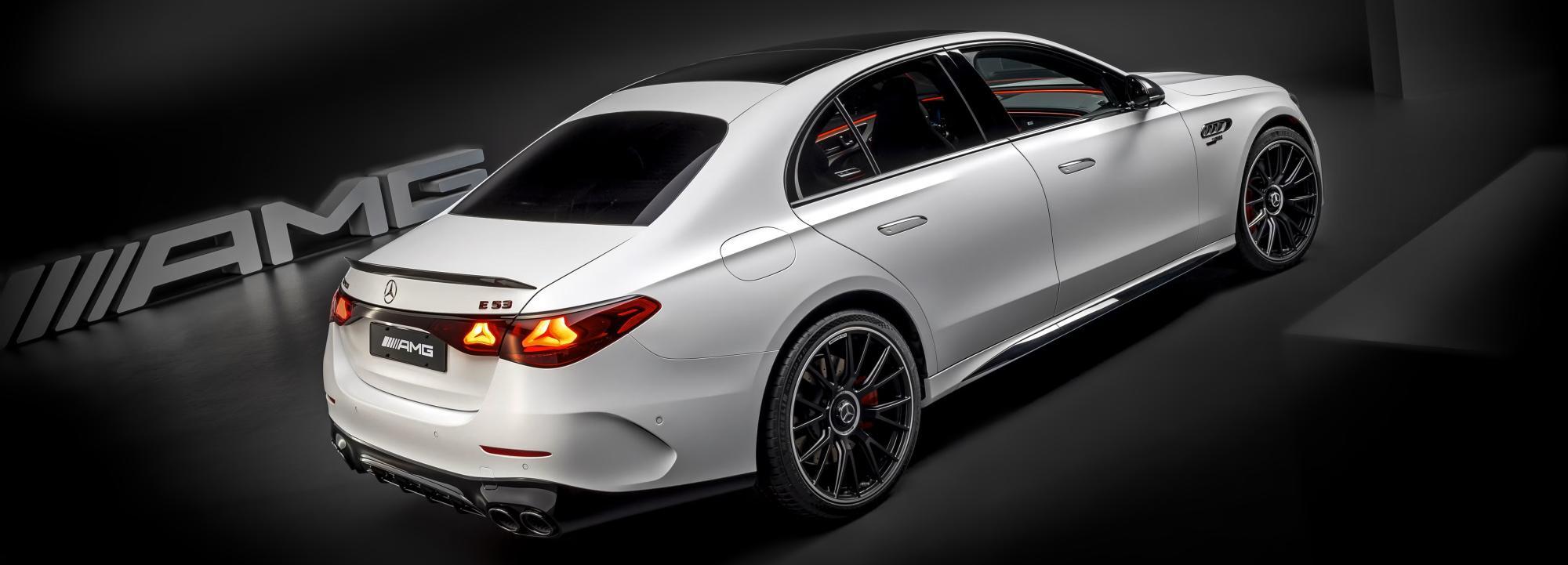 Mercedes-AMG E 53 HYBRID - back
