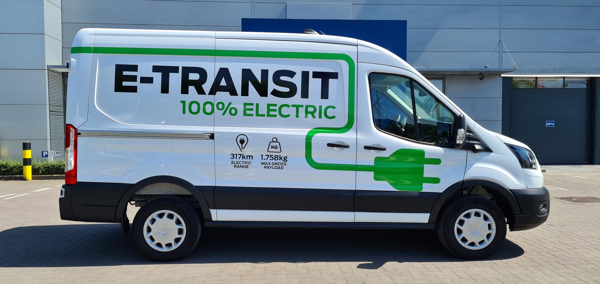 Testverslag Drivolution Ford E-Transit, side view