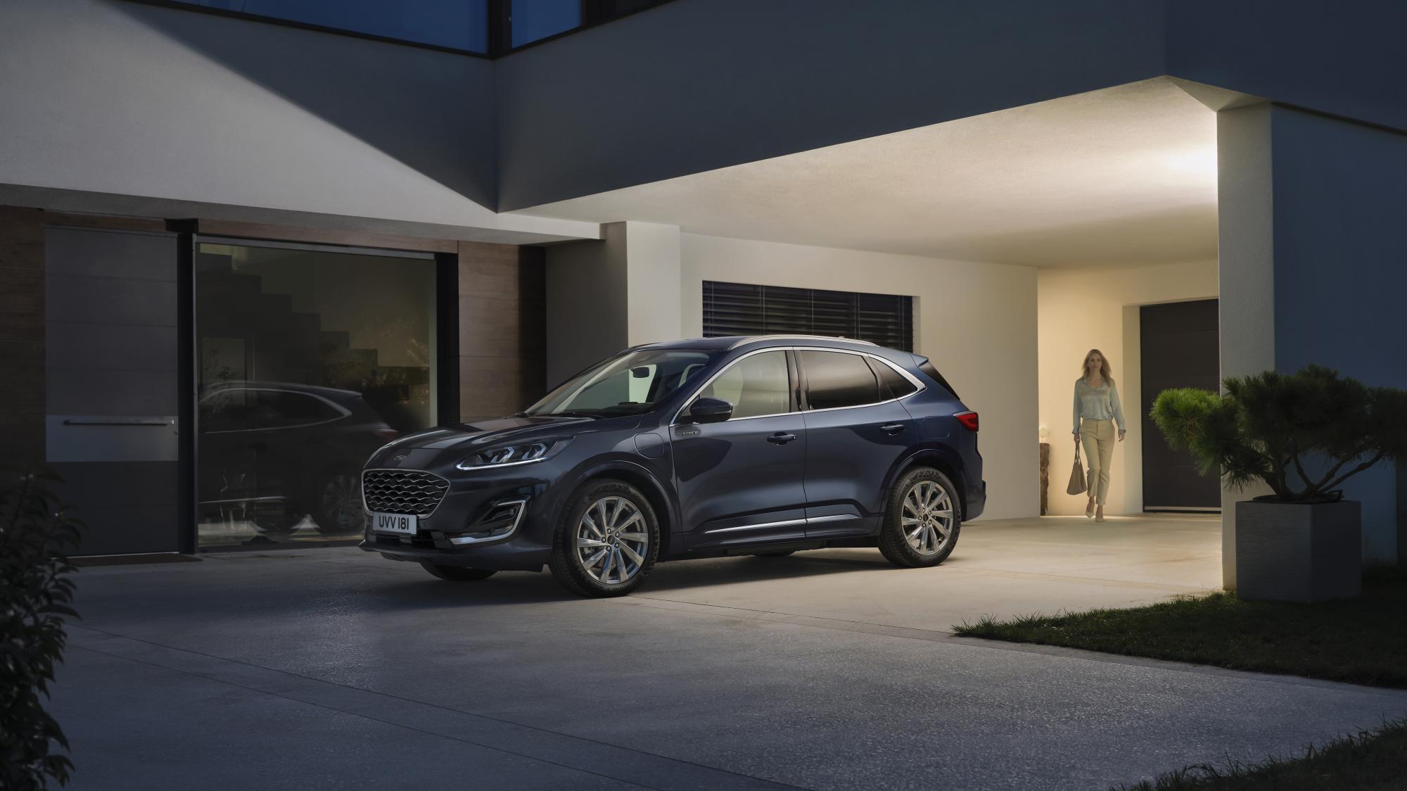 Ford Kuga Vignale 2.5i EcoBoost PHEV Font View