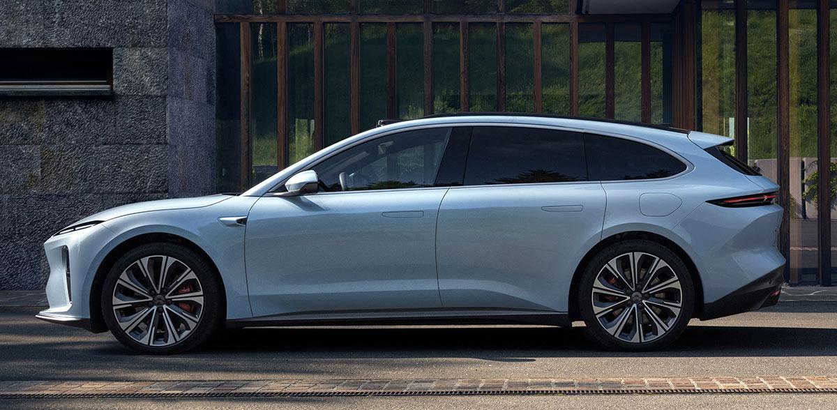 Testverslag Drivolution NIO ET5T 100 kWh side view